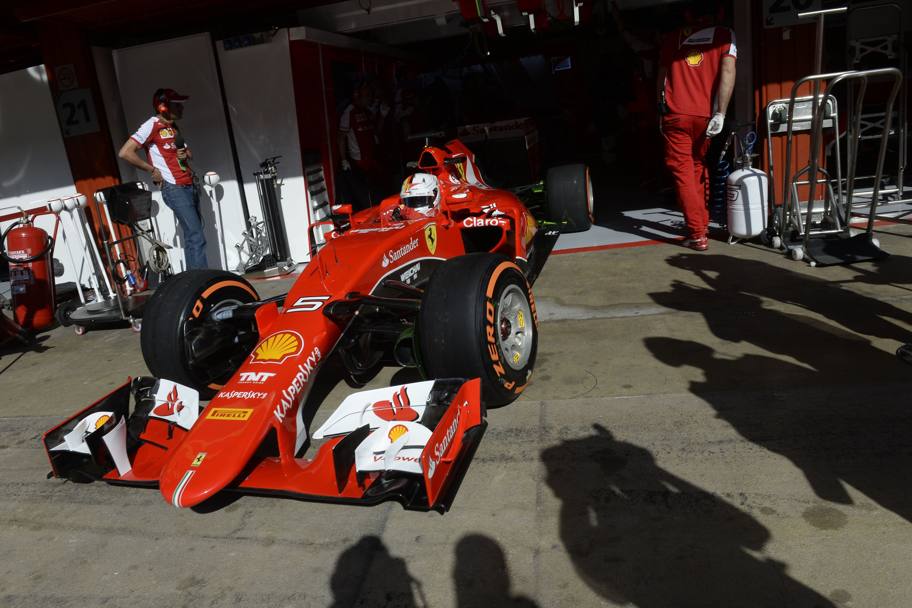 La Ferrari ha portato a Montmelo un importante pacchetto di novit aerodinamiche. Ecco una gallery dei particolari sulla SF15-T. Foto Colombo